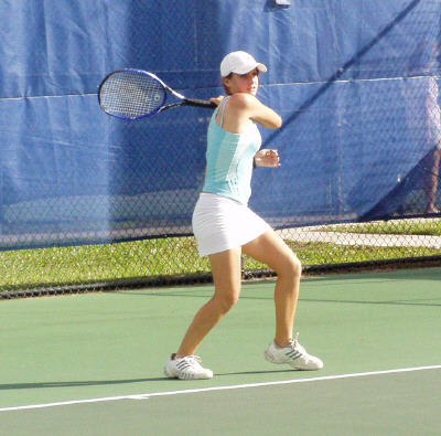 Laney playing her singles match @ GA/FL Challenge 2005